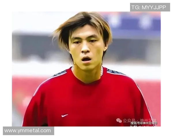 1990年代中国足球明星风采:回顾那些年球场上的闪耀时刻与传奇人物